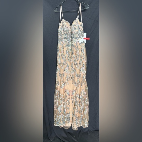 MAC DUGGAL 79313 NWT Embroidered Spaghetti Strap Trumpet Gown - Picture 5 of 15